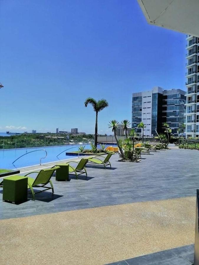 Mactan Newtown Beach Condo Île de Mactan Extérieur photo